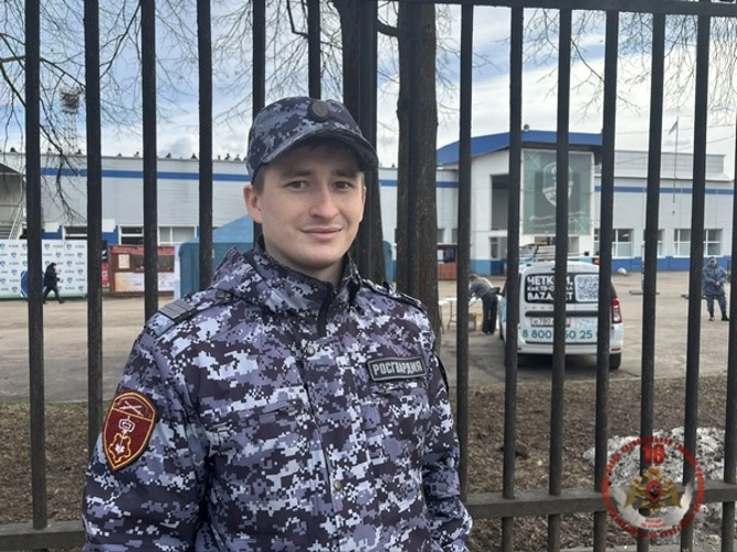В Вологодской области росгвардейцы обеспечили безопасность футбольных матчей