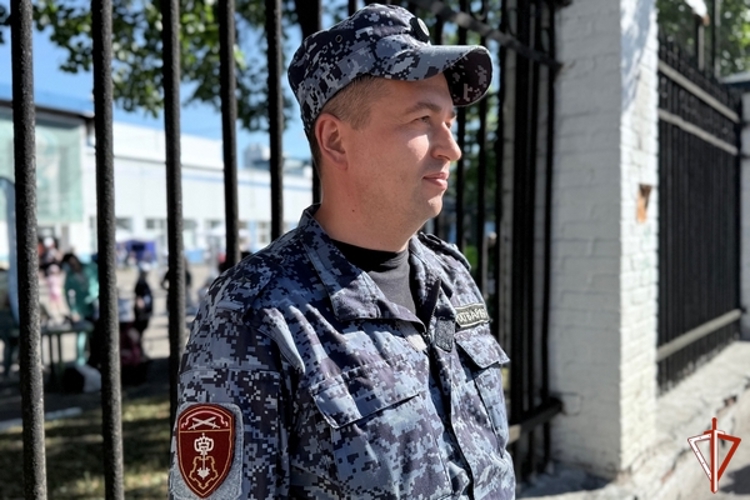 В Вологде сотрудники Росгвардии обеспечили безопасность футбольного матча
