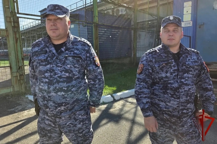 В Череповце сотрудники Росгвардии обеспечили безопасность футбольного матча
