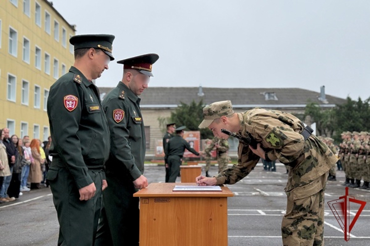 Вологодские призывники приняли присягу в Центре подготовки личного состава Северо-Западного округа Росгвардии