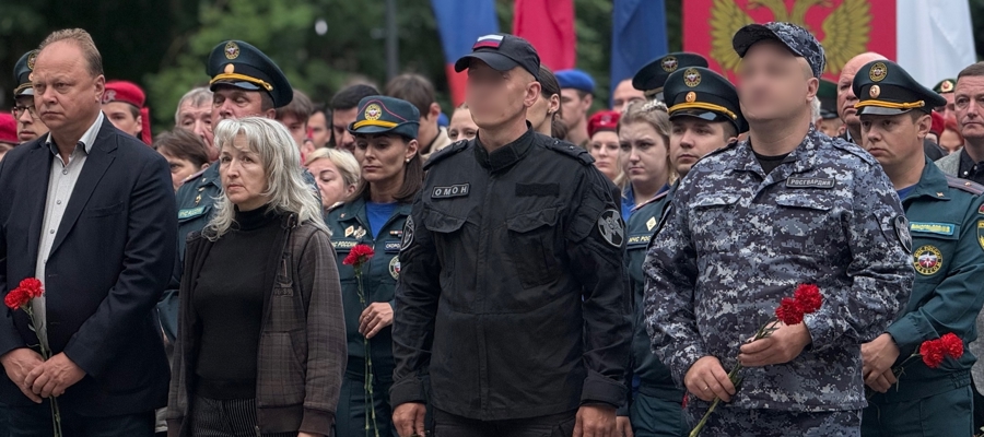 В Вологде росгвардейцы приняли участие в митинге ко Дню памяти и скорби