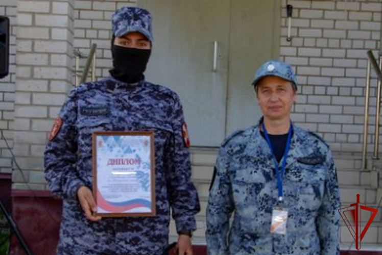 Вологодские росгвардейцы стали серебряными призерами Чемпионата по многоборью кинологов