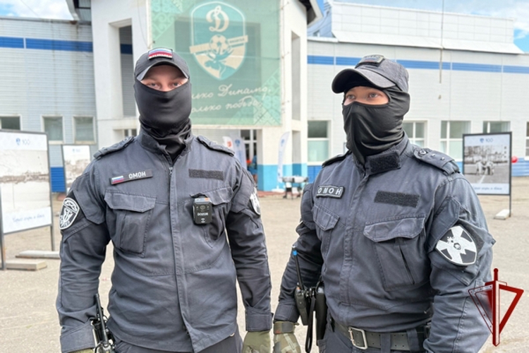 В Вологодской области сотрудники Росгвардии обеспечили безопасность футбольных матчей