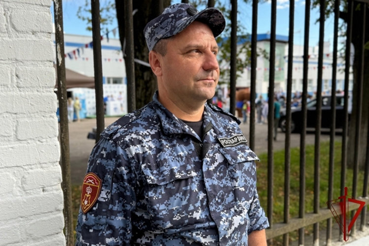 В Вологодской области сотрудники Росгвардии обеспечили безопасность футбольных матчей