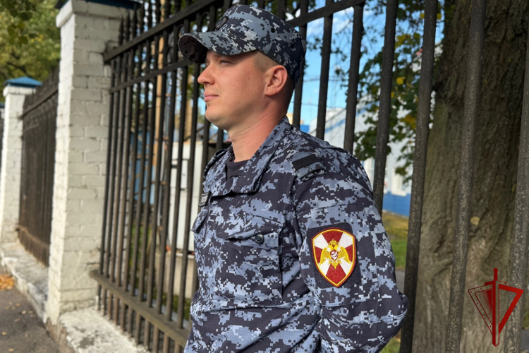 В Вологде сотрудники Росгвардии обеспечили безопасность футбольного матча