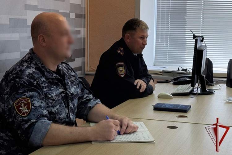 Сегодня свой профессиональный праздник отмечают сотрудники и военнослужащие военно-политических подразделений Росгвардии
