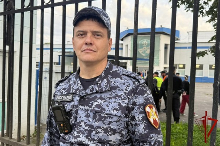 В Вологодской области росгвардейцы обеспечили футбольного матча первенства России по футболу Дивизиона-Б